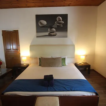 Castaway Lodge Pointe Au Sel Room photo