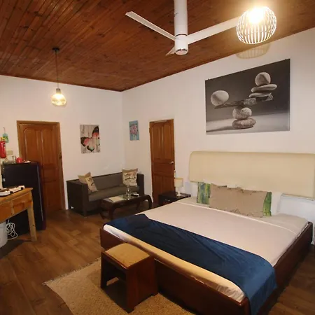Castaway Lodge Pointe Au Sel Room photo
