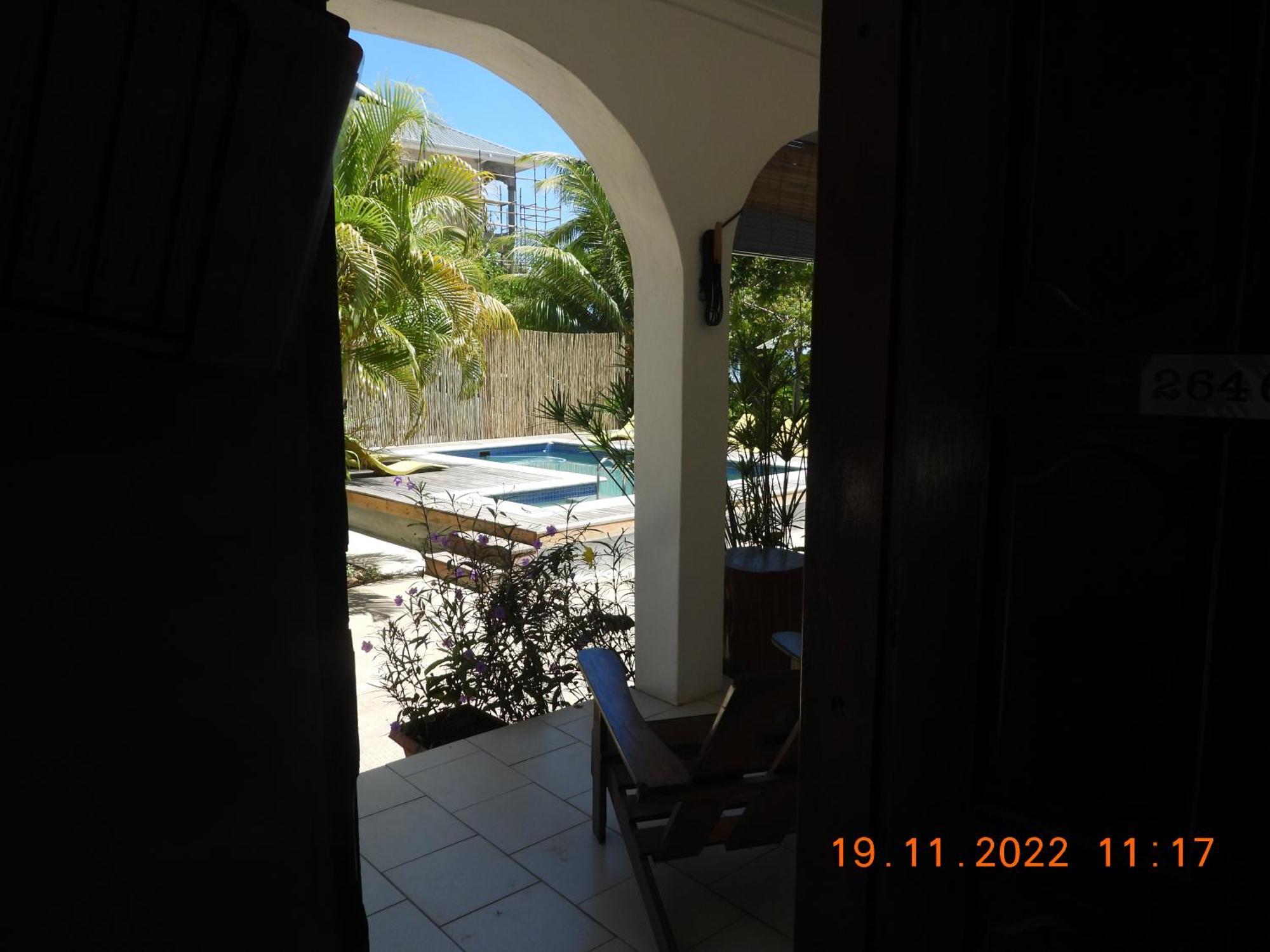 Castaway Lodge *